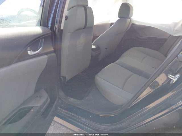 Продажа на аукционе авто 2016 Honda Civic Lx, vin: 19XFC2F54GE068724, номер лота: 44353777