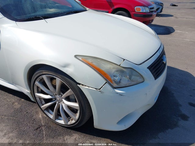 2008 Infiniti G37 Journey მანქანა იყიდება აუქციონზე, vin: JNKCV64E68M125563, აუქციონის ნომერი: 44353844