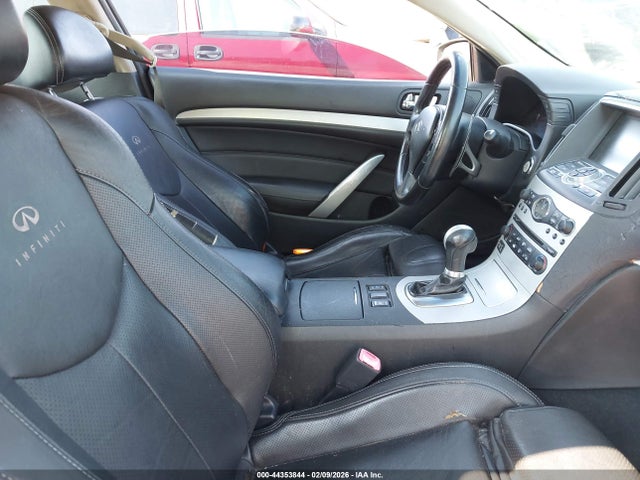 2008 Infiniti G37 Journey მანქანა იყიდება აუქციონზე, vin: JNKCV64E68M125563, აუქციონის ნომერი: 44353844