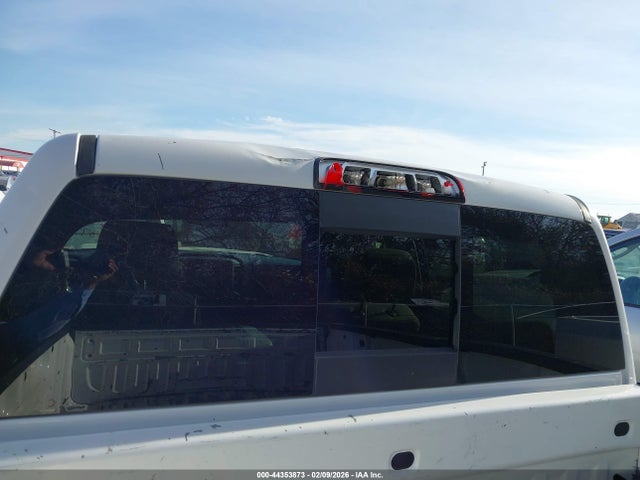 3GCUKRECXFG289878 Chevrolet Silverado 1500 1lt