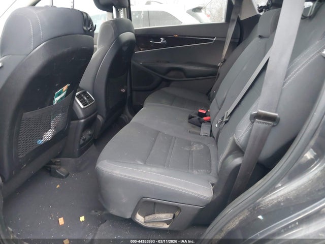 5XYPGDA32GG170679 KIA Sorento 2.4l Lx