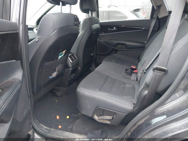 5XYPGDA32GG170679 KIA Sorento 2.4l Lx