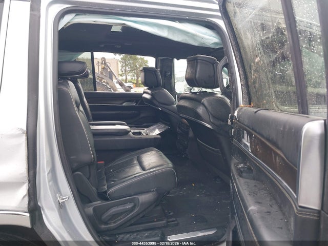 2022 JEEP GRAND WAGONEER 1C4SJVFJ9NS110737 Photo 7