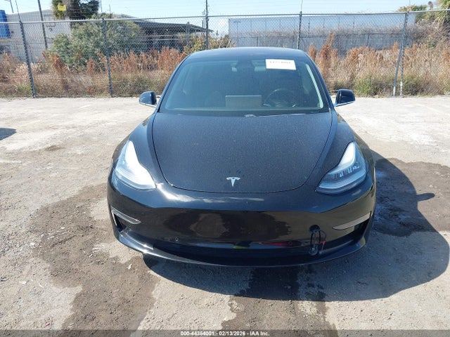44354001 :رقم المزاد ، 5YJ3E1EA4KF296733 vin ، 2019 Tesla Model 3 Long Range/mid Range/standard Range/standard Range Plus مزاد بيع