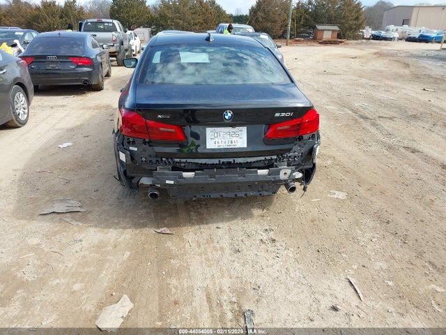 2020 Bmw 530i Xdrive მანქანა იყიდება აუქციონზე, vin: WBAJR7C01LWW72937, აუქციონის ნომერი: 44354005
