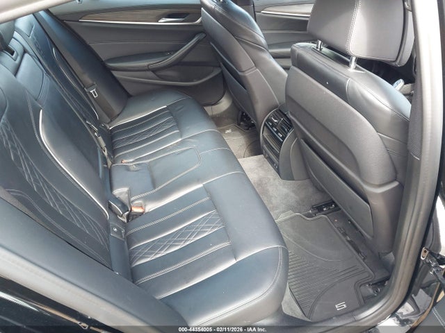 2020 Bmw 530i Xdrive მანქანა იყიდება აუქციონზე, vin: WBAJR7C01LWW72937, აუქციონის ნომერი: 44354005
