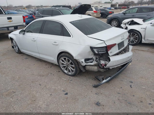 2019 AUDI A4 WAUHMAF41KN006402 Photo 2