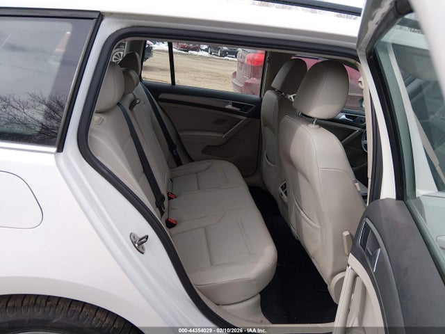 3VWCA7AU7FM518713 Volkswagen Golf Sportwagen Tdi Se 4-door