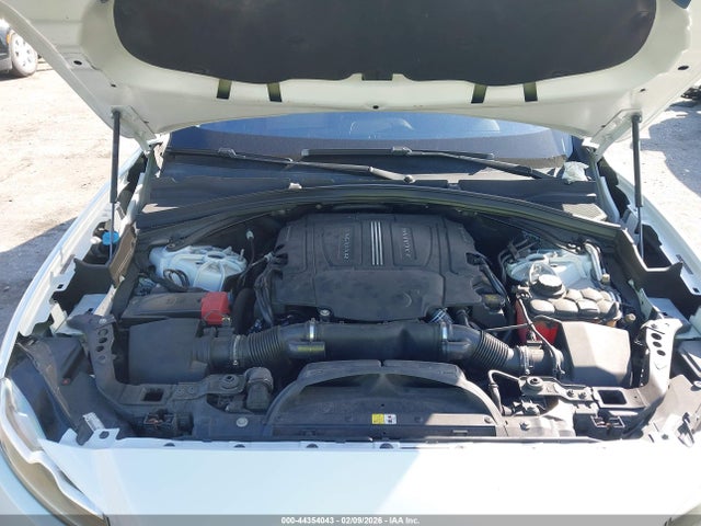 2017 JAGUAR F-PACE SADCL2BVXHA055350 Photo 9