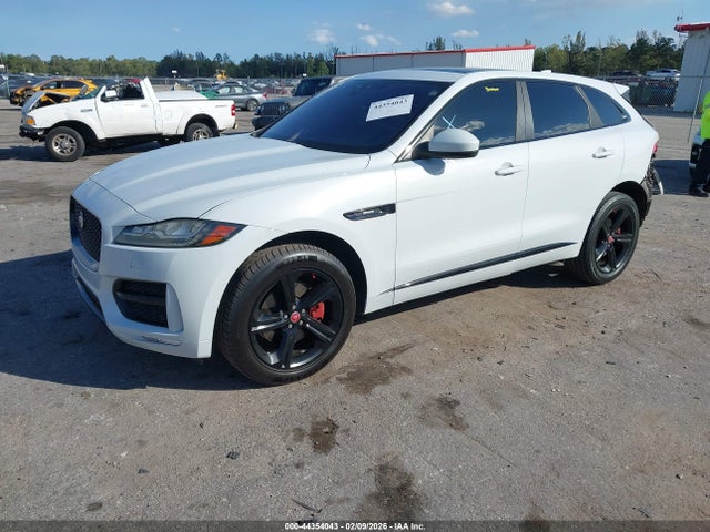 2017 JAGUAR F-PACE SADCL2BVXHA055350 Photo 1
