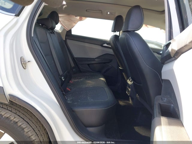 Продажа на аукционе авто 2022 Volkswagen Taos 1.5t Se, vin: 3VVTX7B26NM024549, номер лота: 44354069