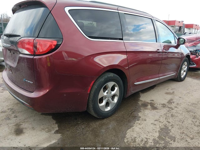 Aukcja sprzedaży 2018 Chrysler Pacifica Hybrid Limited, vin: 2C4RC1N73JR237647, numer aukcji: 44354124