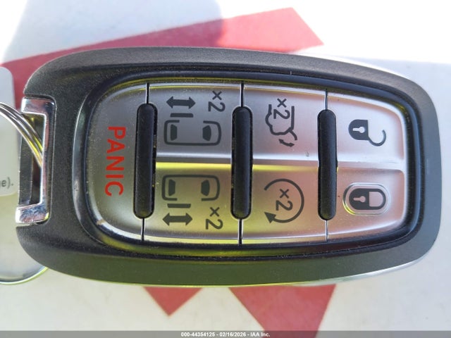 2017 CHRYSLER PACIFICA 2C4RC1EG0HR659790 Photo 10