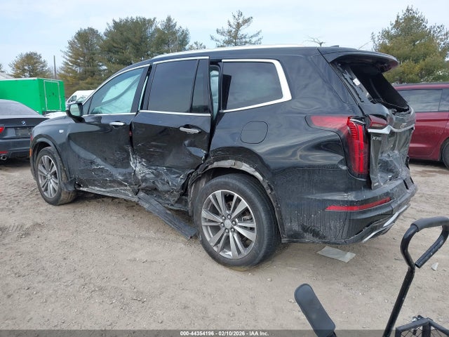2021 CADILLAC XT6 1GYKPDRS9MZ176685 Photo 2