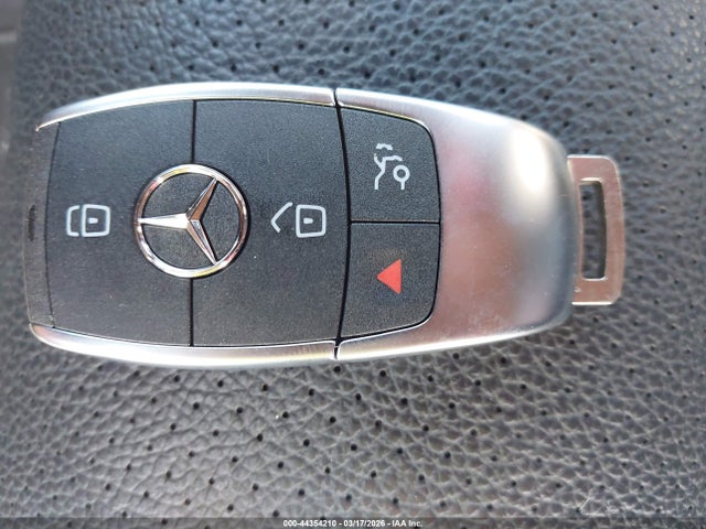 Продаж на аукціоні авто 2022 Mercedes-benz Glc 300 Suv, vin: W1N0G8DB5NG056223, номер лоту: 44354210