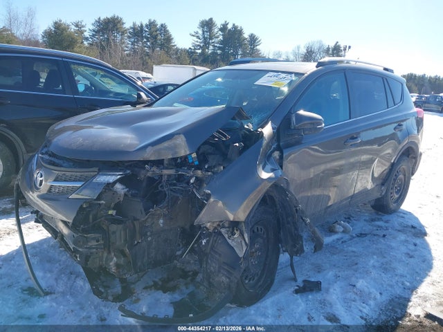 Toyota Rav4 Limited 2014 2T3DFREV2EW213656 Image 2