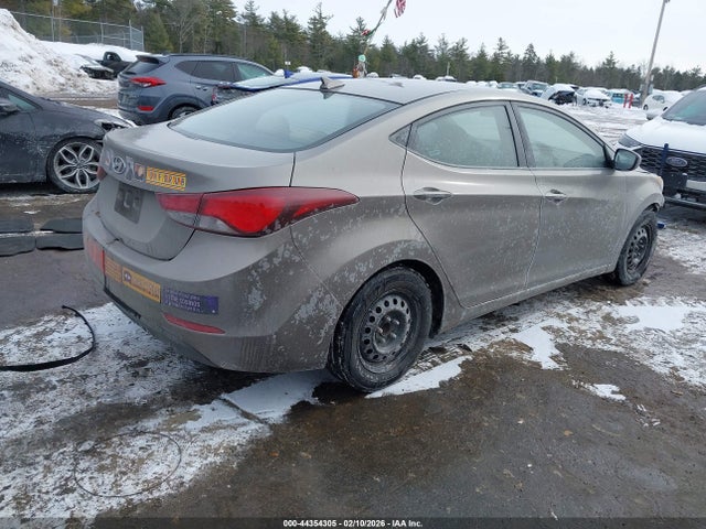 5NPDH4AE5GH664271 Hyundai ELANTRA SE