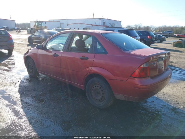 2005 FORD FOCUS 1FAFP34N25W133446 Photo 2