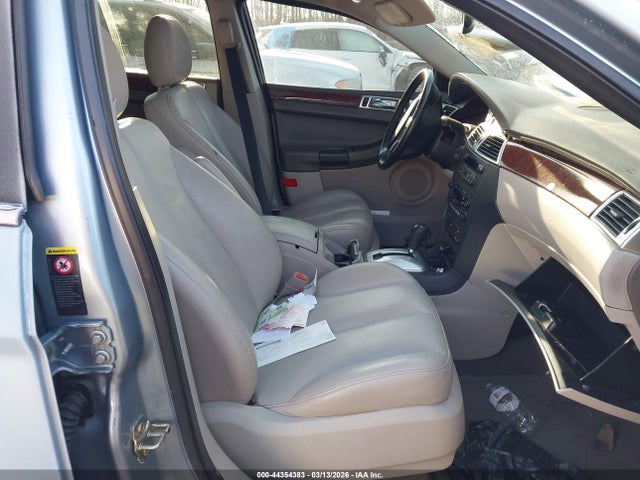 Продажа на аукционе авто 2004 Chrysler Pacifica, vin: 2C8GF68454R567290, номер лота: 44354383