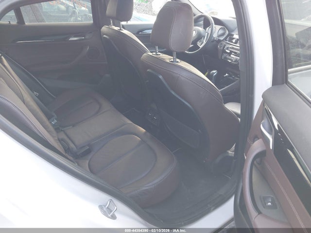 2018 BMW X2 WBXYJ5C37JEF75225 Photo 7