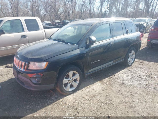 2011 JEEP COMPASS 1J4NF1FB3BD186805 Photo 1