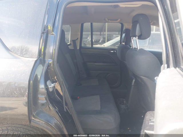 2011 JEEP COMPASS 1J4NF1FB3BD186805 Photo 7