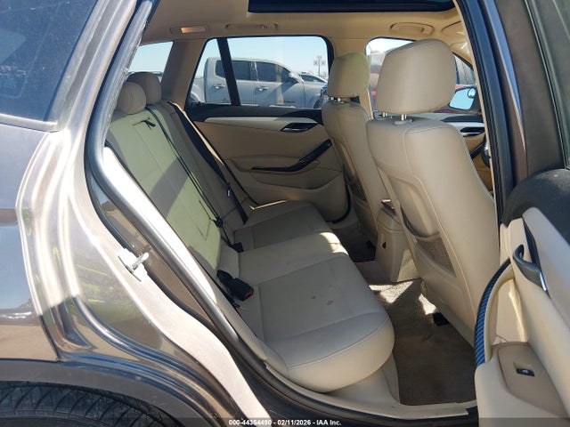 2014 BMW X1 WBAVM1C58EVW53769 Photo 7