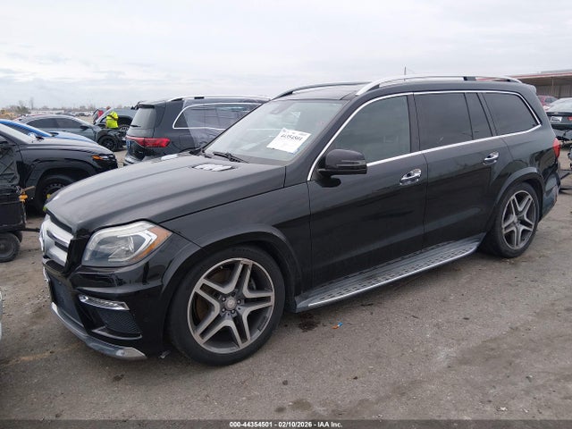 2015 MERCEDES-BENZ GL 550 4JGDF7DE3FA564254 Photo 1