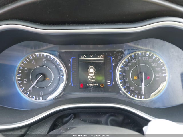 Aukcja sprzedaży 2017 Chrysler 200 Touring, vin: 1C3CCCFB9HN503320, numer aukcji: 44354511