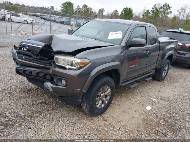 5TFRZ5CN3GX011688 Toyota Tacoma Sr5 V6