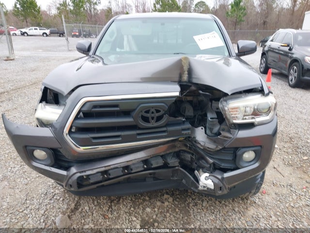 5TFRZ5CN3GX011688 Toyota Tacoma Sr5 V6