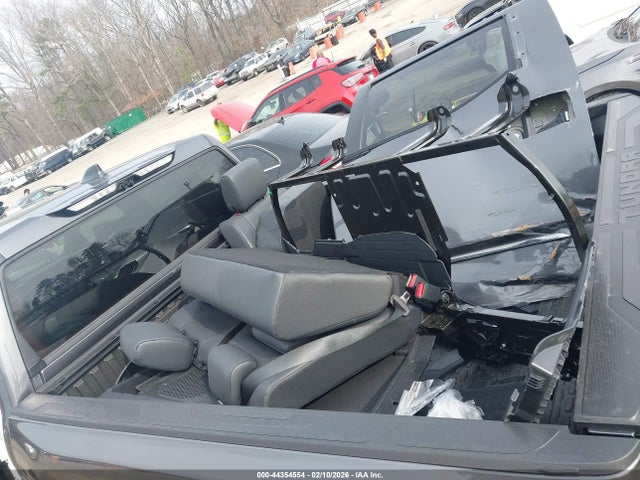 5TFNC5DB9SX110125 Toyota Tundra Hybrid Platinum Hybrid Crewmax 5.5&#039; Bed