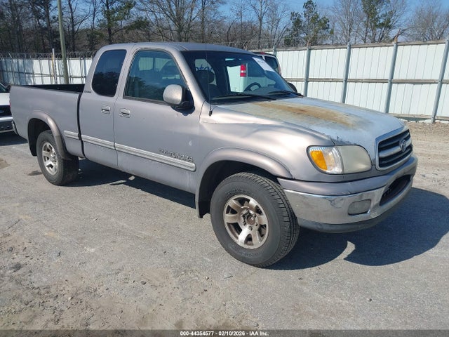 2000 TOYOTA TUNDRA 5TBRT3812YS105394
