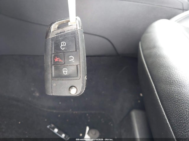 Продажа на аукционе авто 2018 Volkswagen Golf Gti 2.0t Autobahn/2.0t S/2.0t Se, vin: 3VW447AU6JM253108, номер лота: 44354591