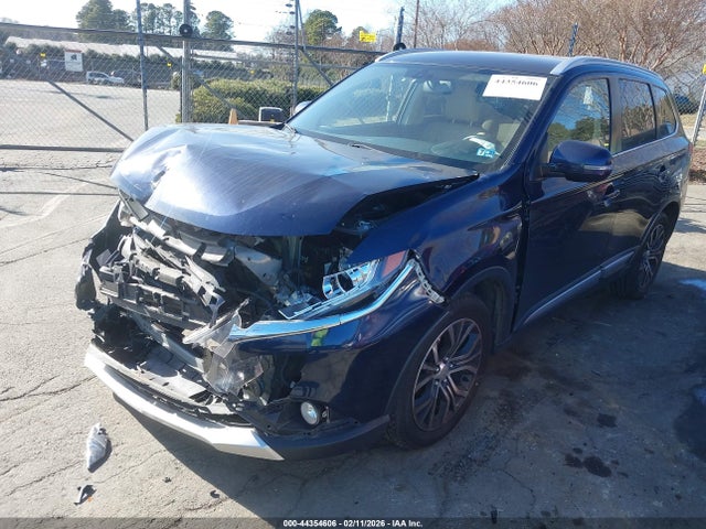 Продаж на аукціоні авто 2018 Mitsubishi Outlander Sel, vin: JA4AD3A33JZ038591, номер лоту: 44354606