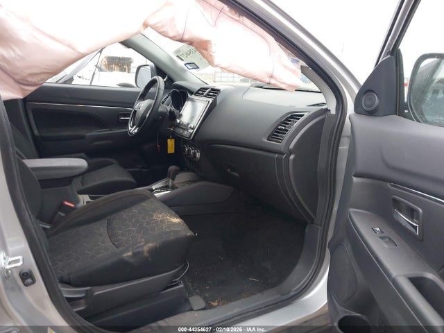 2025 MITSUBISHI OUTLANDER SPORT JA4ARUAU3SU008120 Photo 4