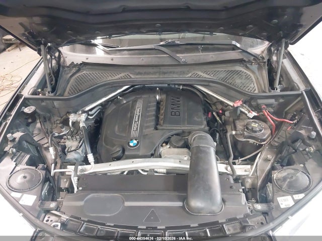 44354636 :رقم المزاد ، 5UXKR0C52F0P10837 vin ، 2015 Bmw X5 Xdrive35i مزاد بيع