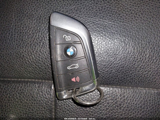 44354636 :رقم المزاد ، 5UXKR0C52F0P10837 vin ، 2015 Bmw X5 Xdrive35i مزاد بيع