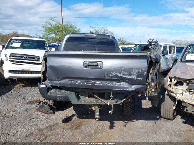 5TFCZ5AN3HX054826 Toyota Tacoma Sr5 V6