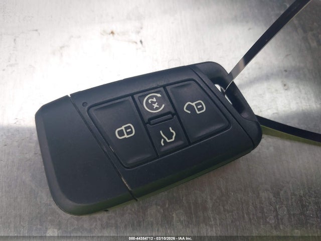 2022 VOLKSWAGEN TAOS 3VVRX7B2XNM085882 Photo 10