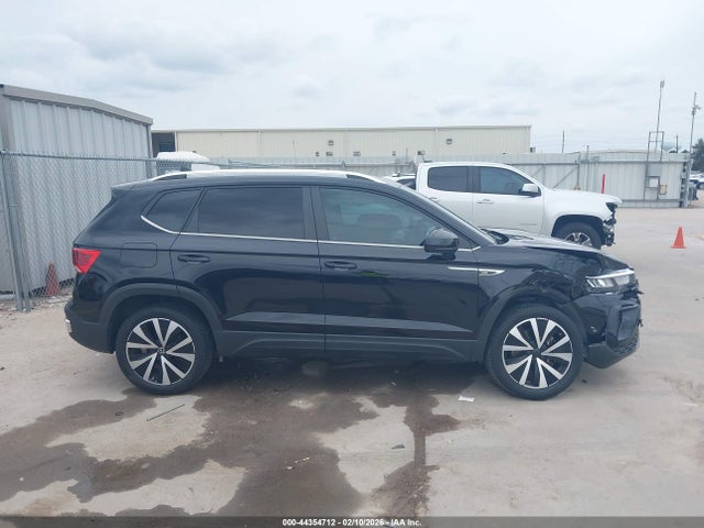 2022 Volkswagen Taos 1.5t Se მანქანა იყიდება აუქციონზე, vin: 3VVRX7B2XNM085882, აუქციონის ნომერი: 44354712