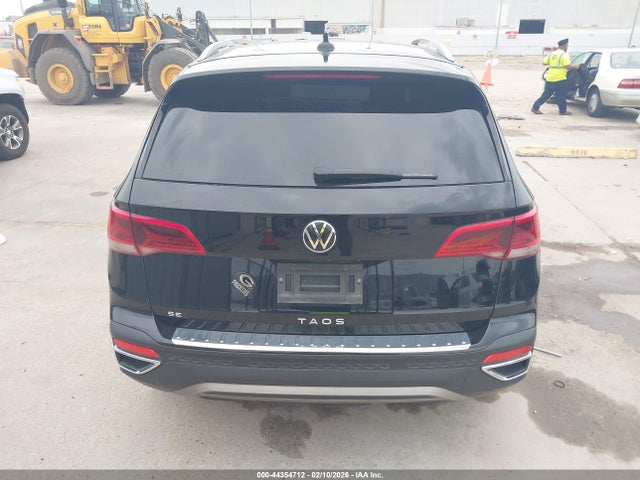 2022 Volkswagen Taos 1.5t Se მანქანა იყიდება აუქციონზე, vin: 3VVRX7B2XNM085882, აუქციონის ნომერი: 44354712