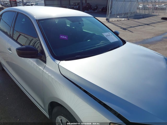 3VW267AJ9GM232382 Volkswagen Jetta 1.4t S