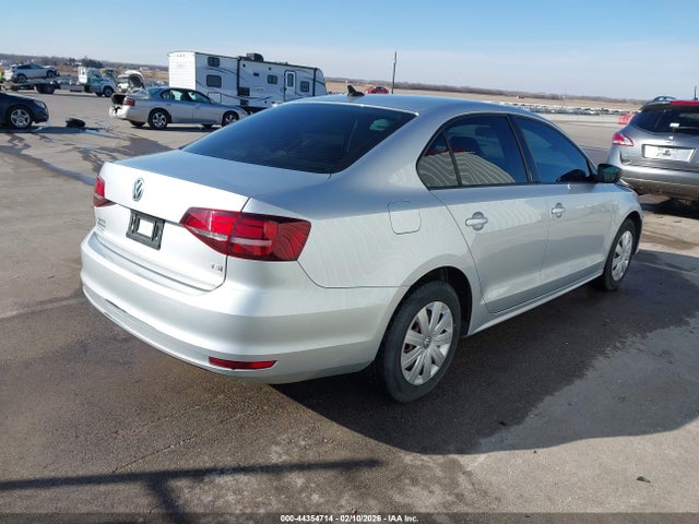 3VW267AJ9GM232382 Volkswagen Jetta 1.4t S
