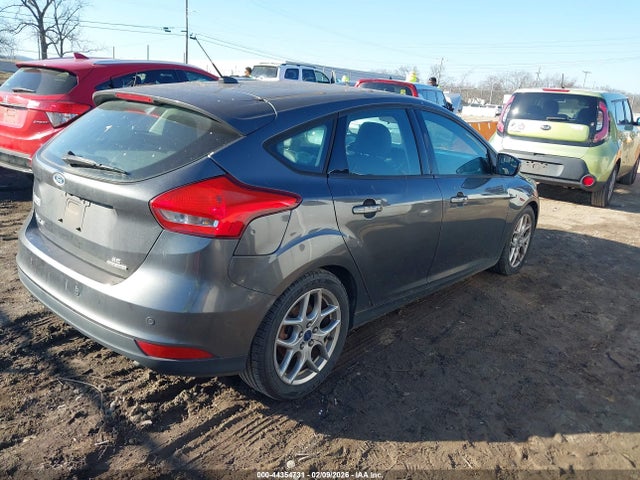 2015 FORD FOCUS 1FADP3K28FL299988 Photo 3