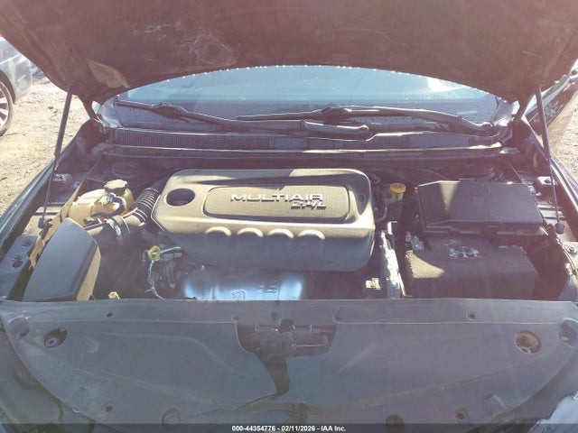 Auction sale of the 2015 Chrysler 200 Limited, vin: 1C3CCCAB8FN749344, lot number: 44354776