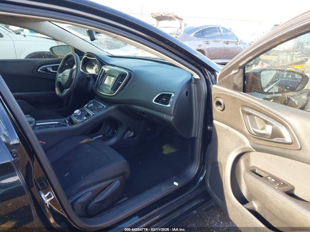 Auction sale of the 2015 Chrysler 200 Limited, vin: 1C3CCCAB8FN749344, lot number: 44354776