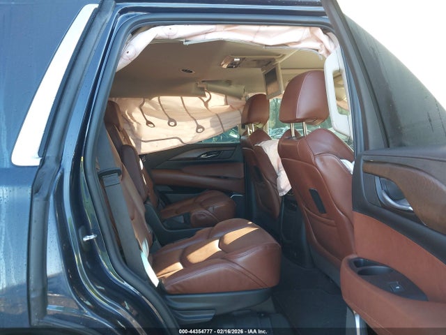 Продажа на аукционе авто 2019 Cadillac Escalade Premium Luxury, vin: 1GYS4CKJ7KR326200, номер лота: 44354777