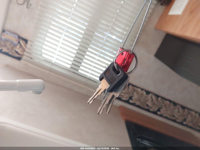 44354803 :رقم المزاد ، 1KB3A1L226E158287 vin ، 2006 Holiday Rambler Savoy Lx مزاد بيع
