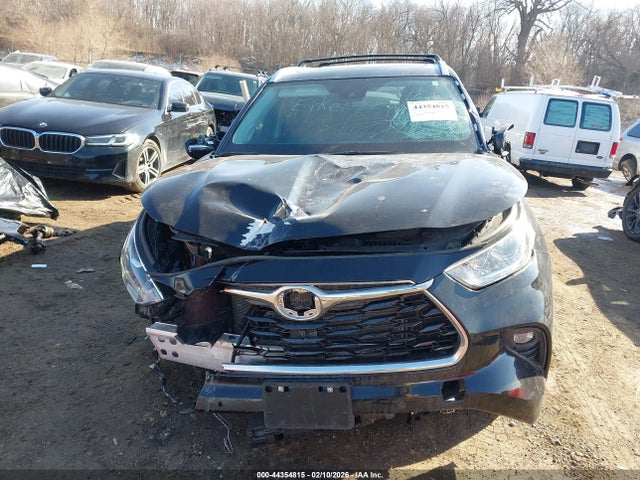 Продажа на аукционе авто 2024 Toyota Highlander Platinum, vin: 5TDKDRBHXRS573258, номер лота: 44354815